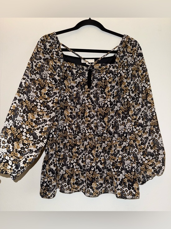 Cato Tops - CATO women’s floral blouse size XL ✨